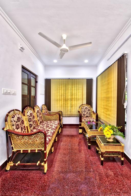 Rams Guest House Near Sree Chithra And Rcc Thiruvananthapuram Esterno foto